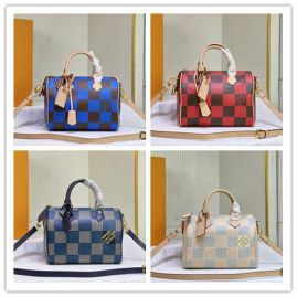 Picture of LV Lady Handbags _SKUfw155082031fw